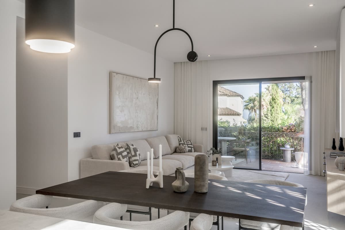 Ground Floor Apartment in The Golden Mile — photo 3 of 10