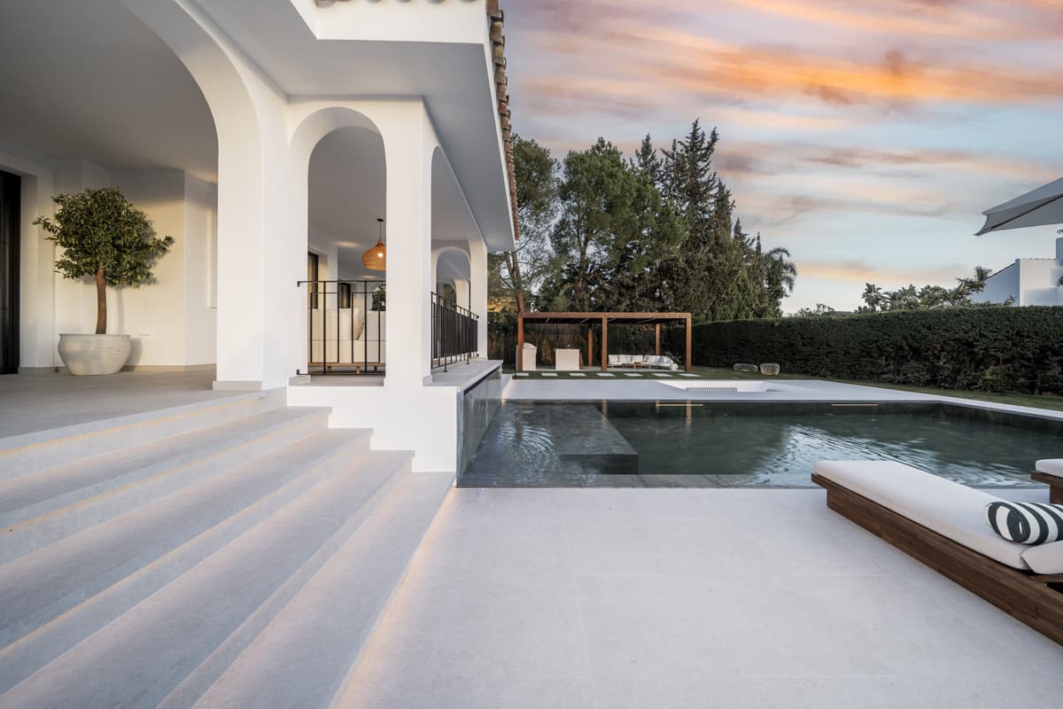 Detached Villa in Nueva Andalucía — photo 5 of 10