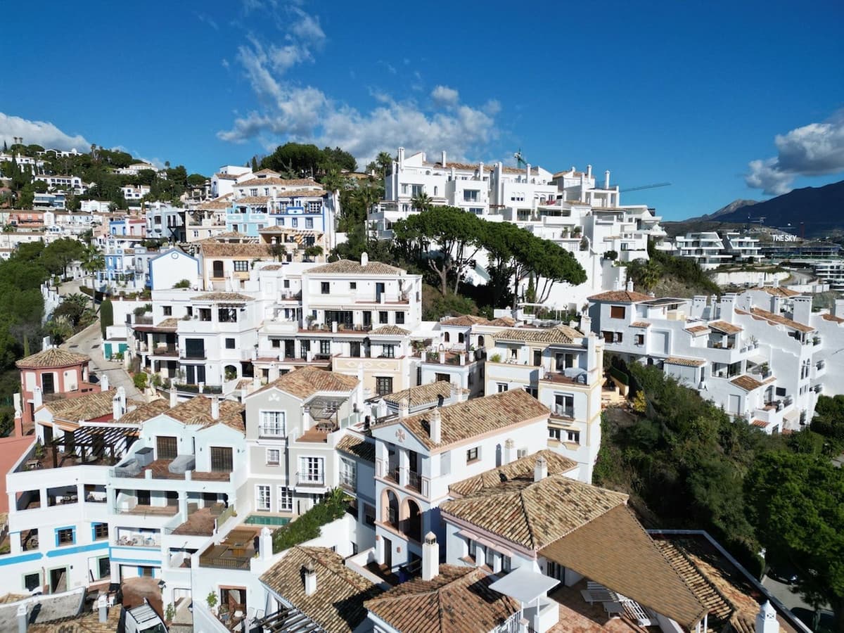 Townhouse in La Heredia — photo 4 of 10
