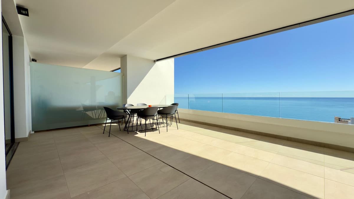 Middle Floor Apartment in Higueron — photo 1 of 15