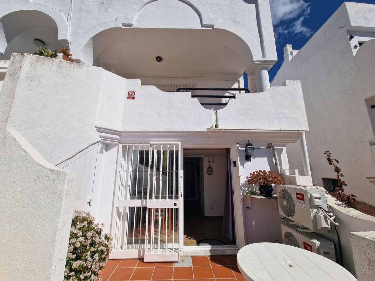 Townhouse in Reserva de Marbella — photo 4 of 10