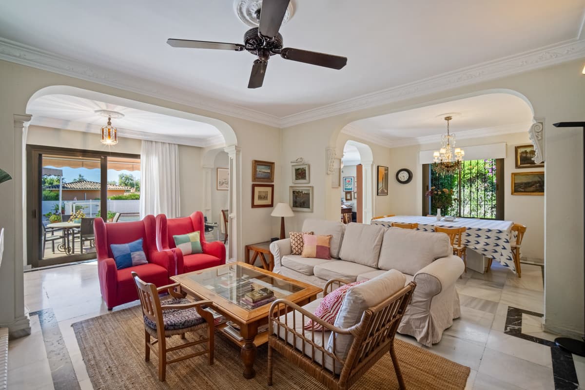 Detached Villa in Marbella — photo 5 of 10