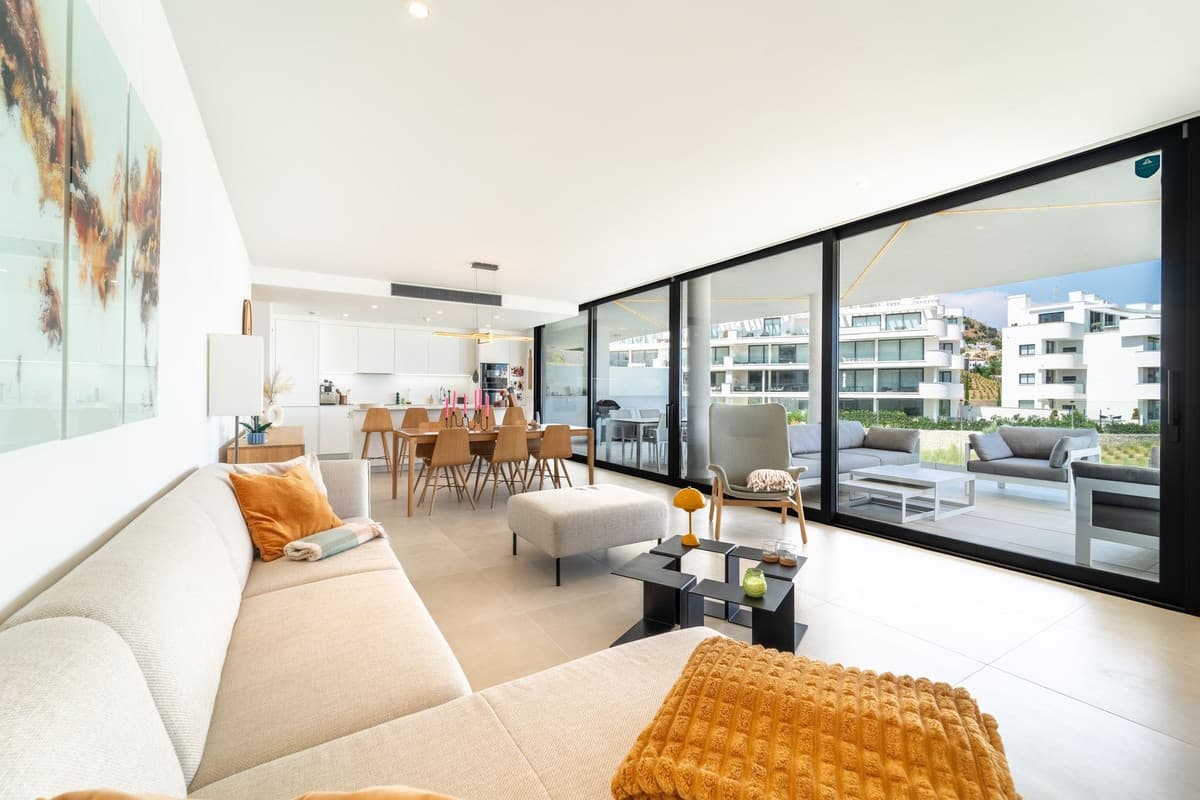Ground Floor Apartment in Higueron — photo 8 of 10