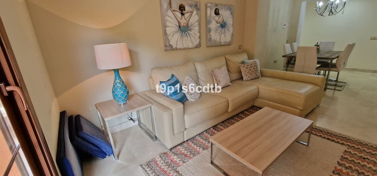 Ground Floor Apartment in Benahavís — photo 4 of 10