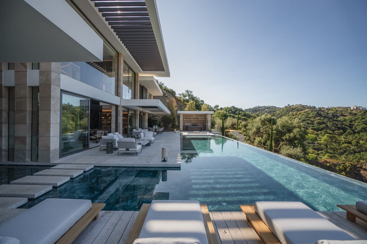 Detached Villa in La Zagaleta — photo 1 of 10
