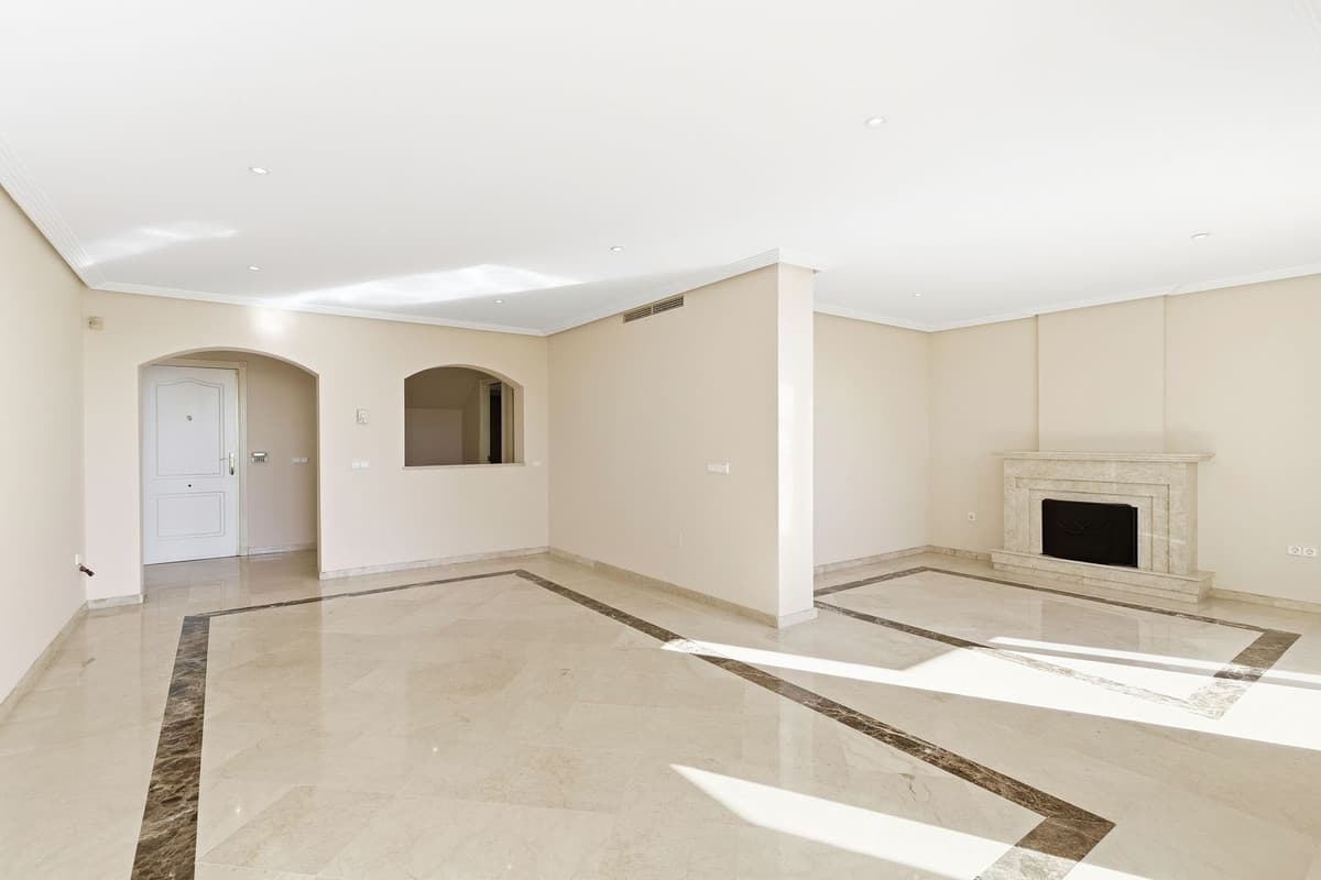 Penthouse Duplex in Los Arqueros — photo 4 of 10