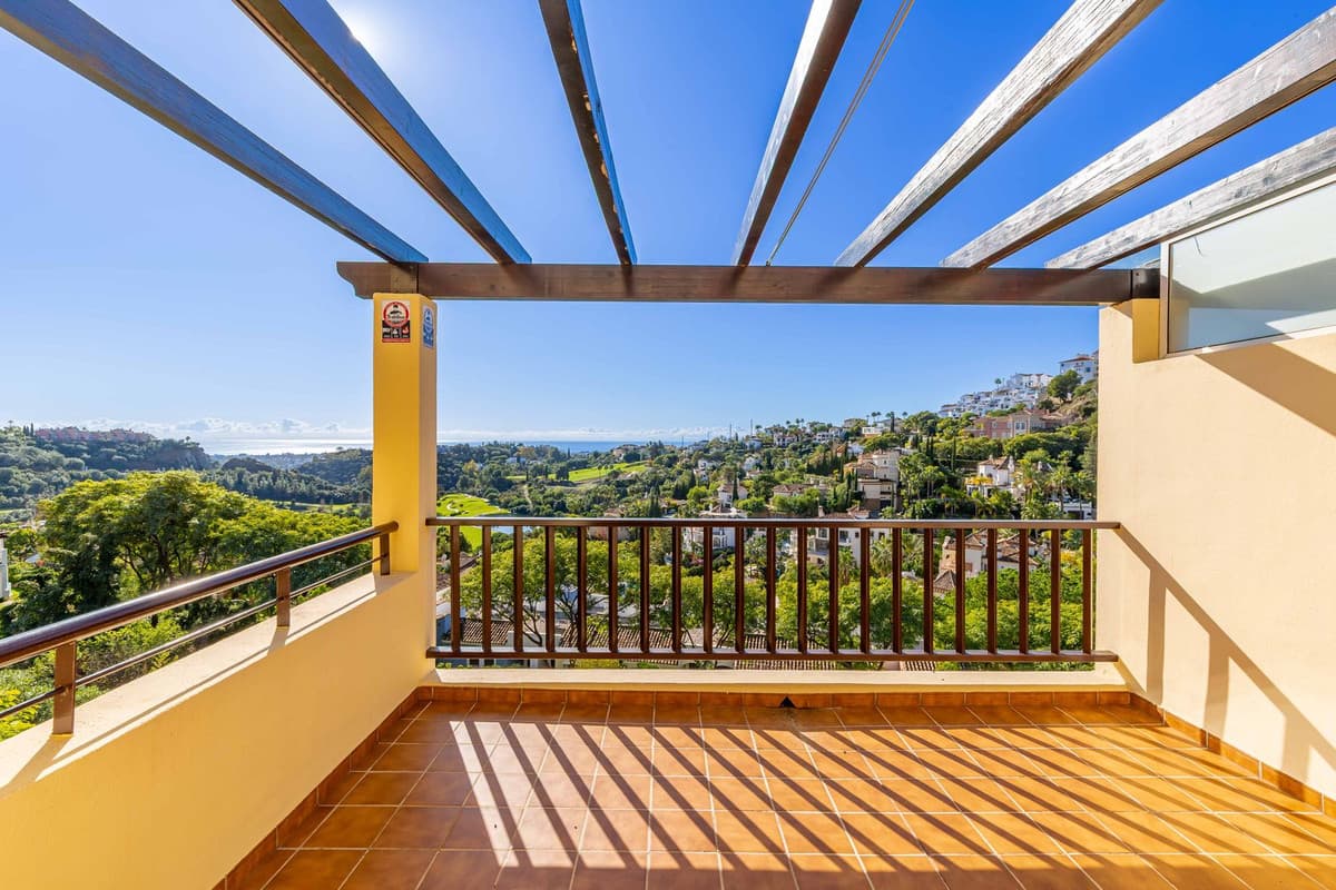 Penthouse Duplex in Los Arqueros — photo 9 of 10