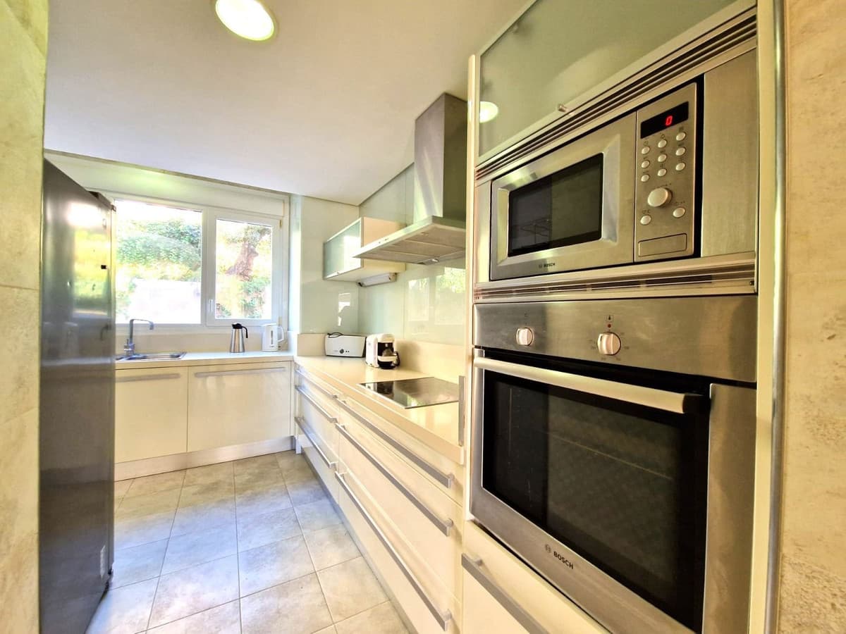 Middle Floor Apartment in Marbella — photo 4 of 10