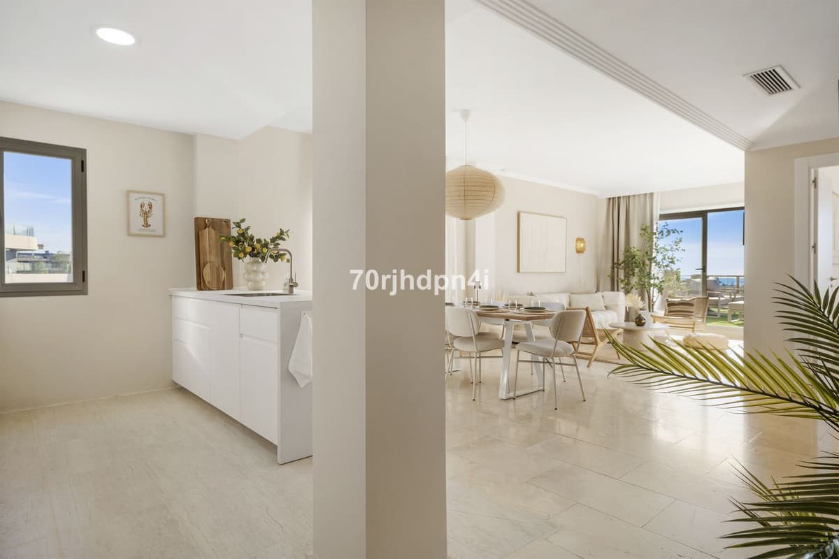 Penthouse in Selwo — photo 1 of 10