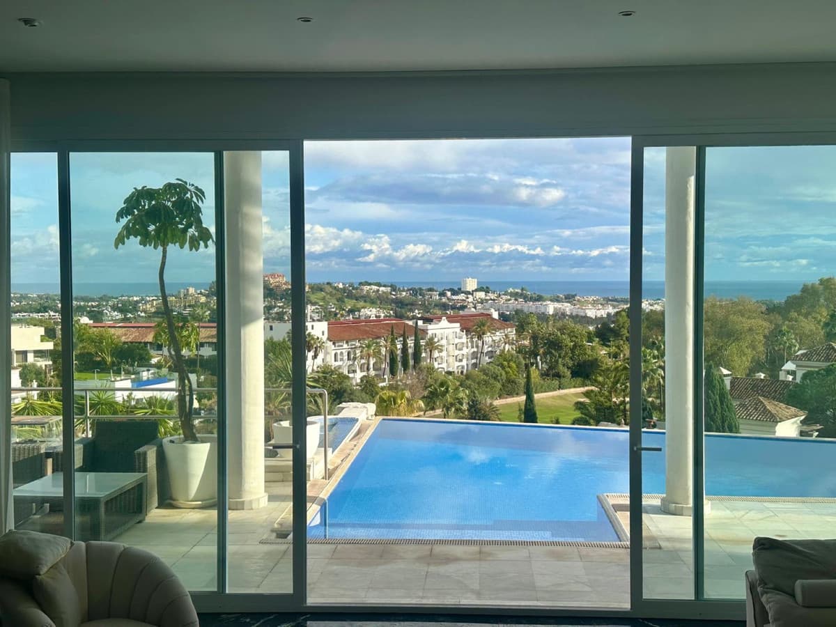 Detached Villa in Benahavís — photo 10 of 10