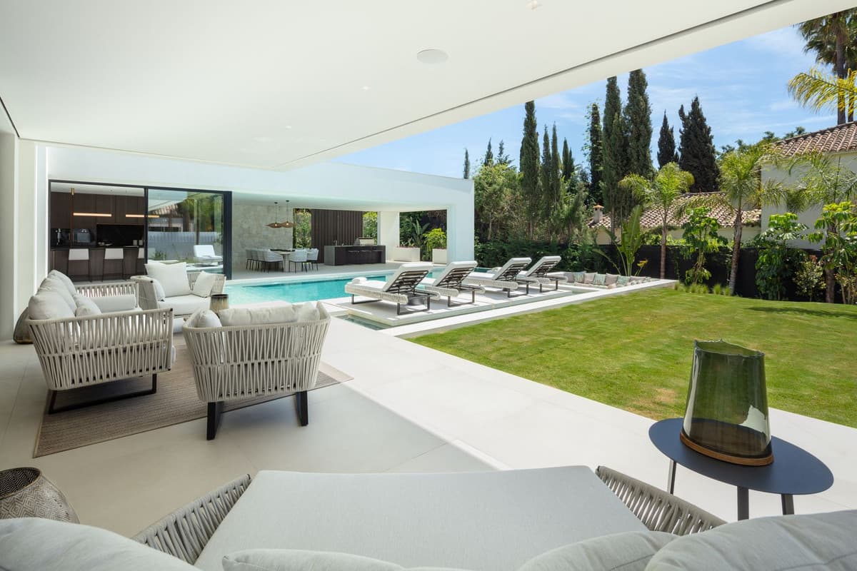 Detached Villa in Marbella — photo 5 of 10