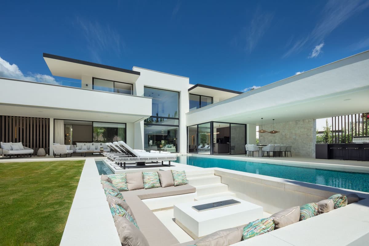 Detached Villa in Marbella — photo 7 of 10