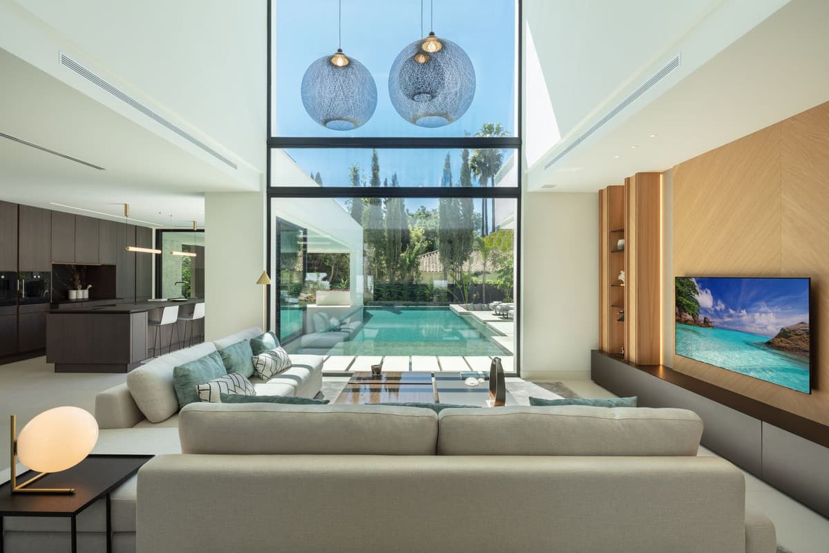 Detached Villa in Marbella — photo 9 of 10