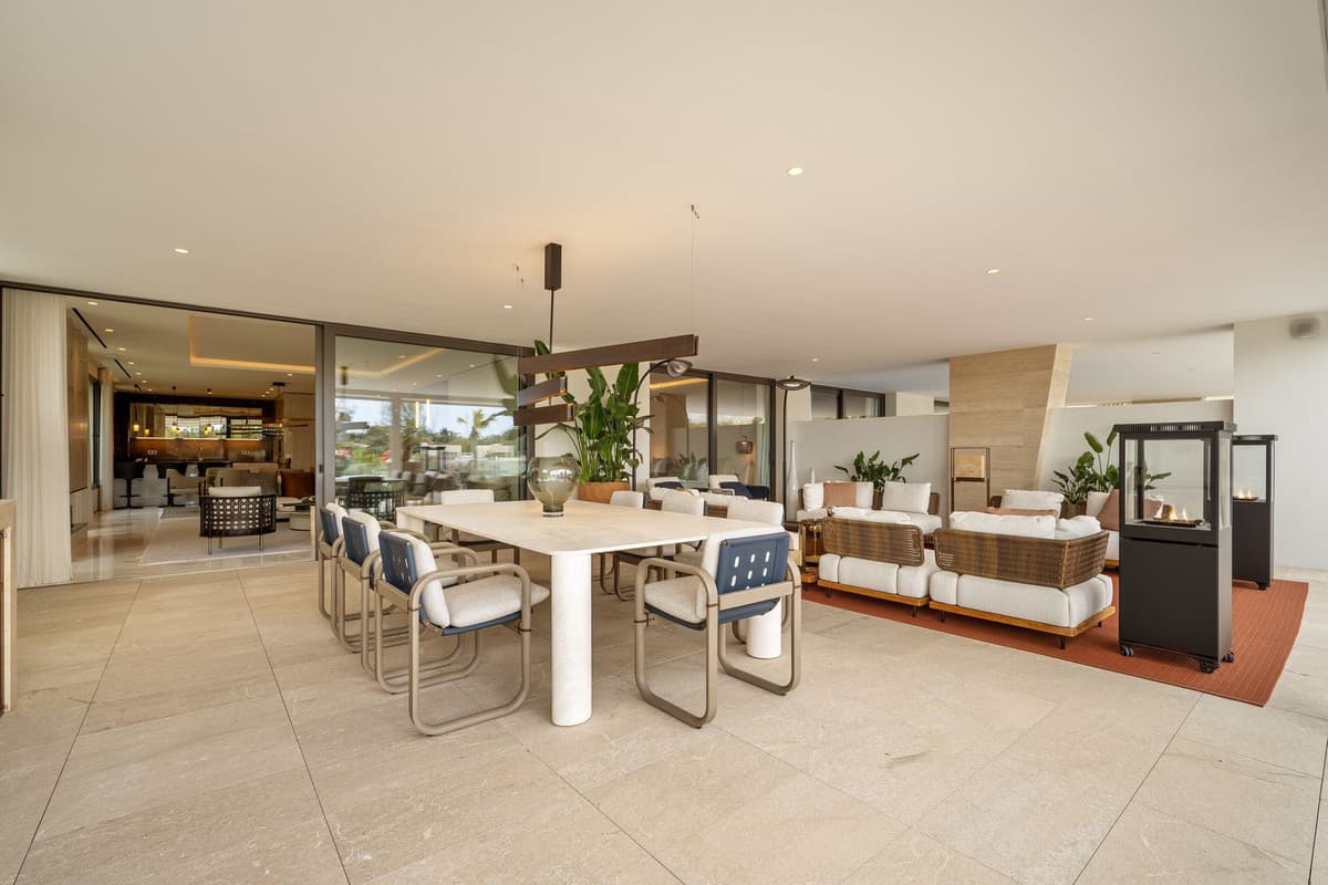Ground Floor Apartment in Marbella — photo 2 of 10