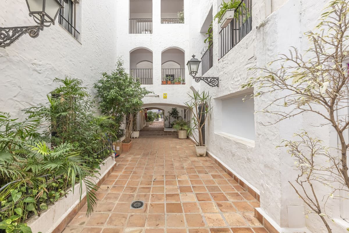 Middle Floor Apartment in Puerto Banús — photo 5 of 10