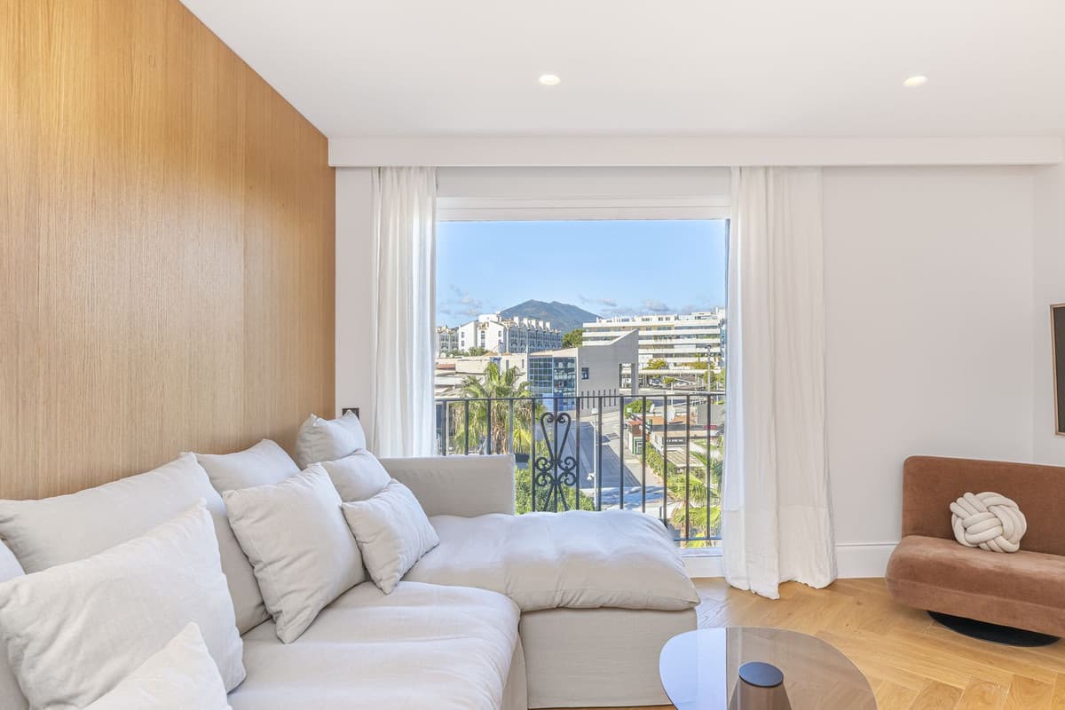 Middle Floor Apartment in Puerto Banús — photo 8 of 10
