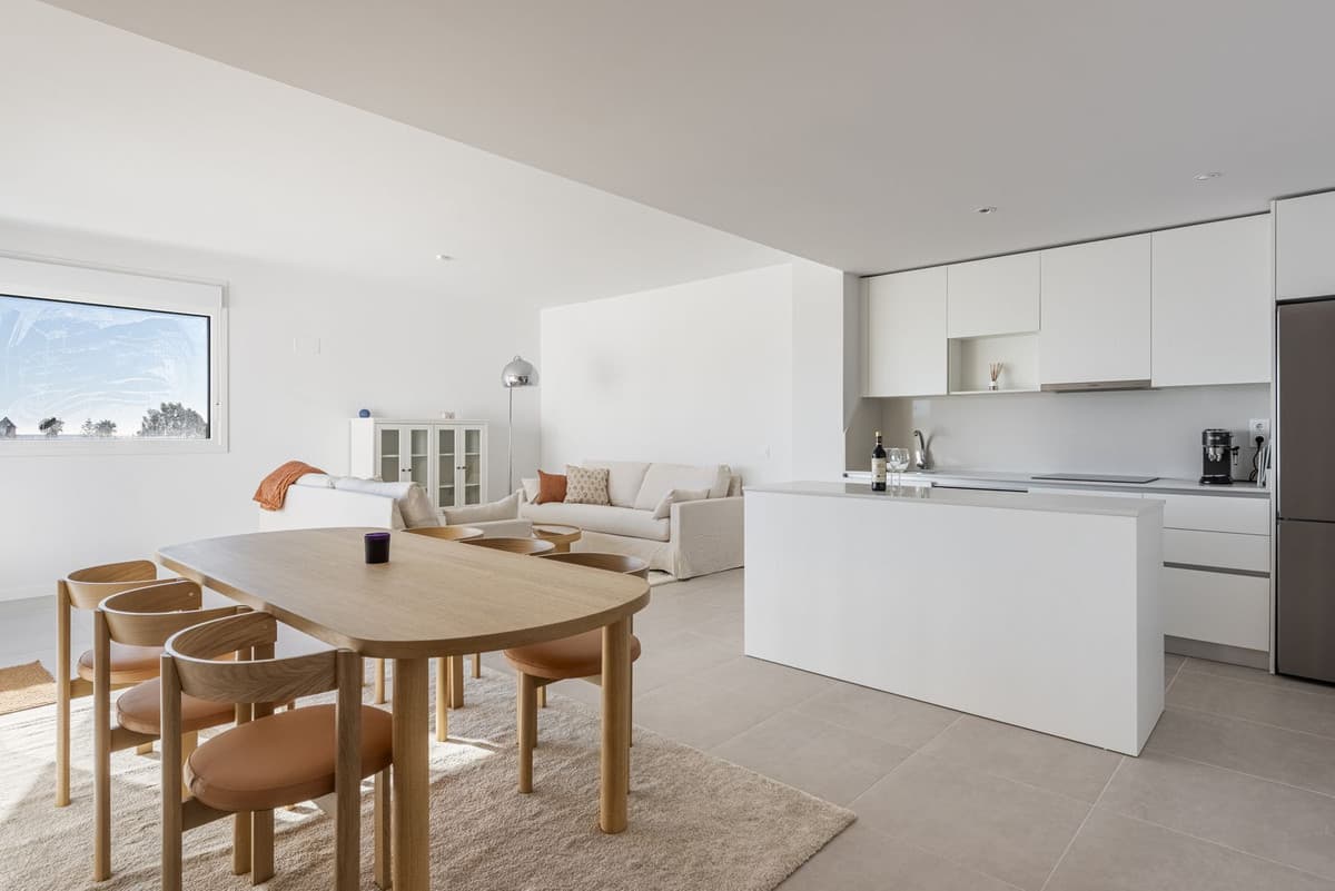 Penthouse Duplex in Bel Air — photo 1 of 10