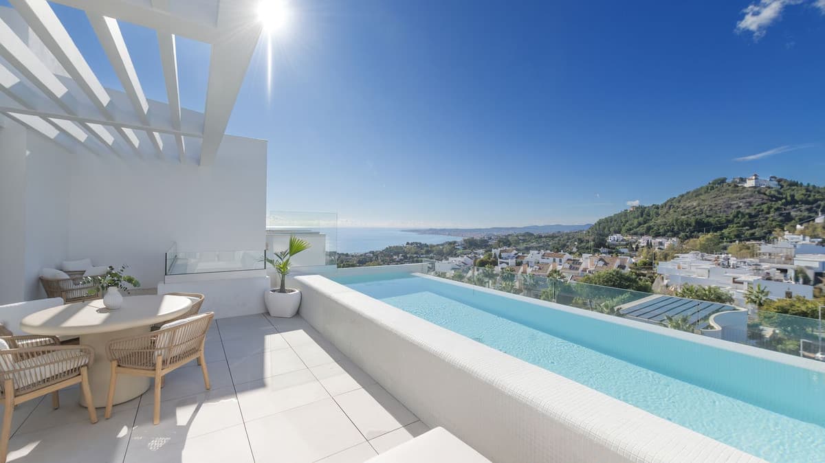 Detached Villa in Benalmadena Pueblo — photo 1 of 10