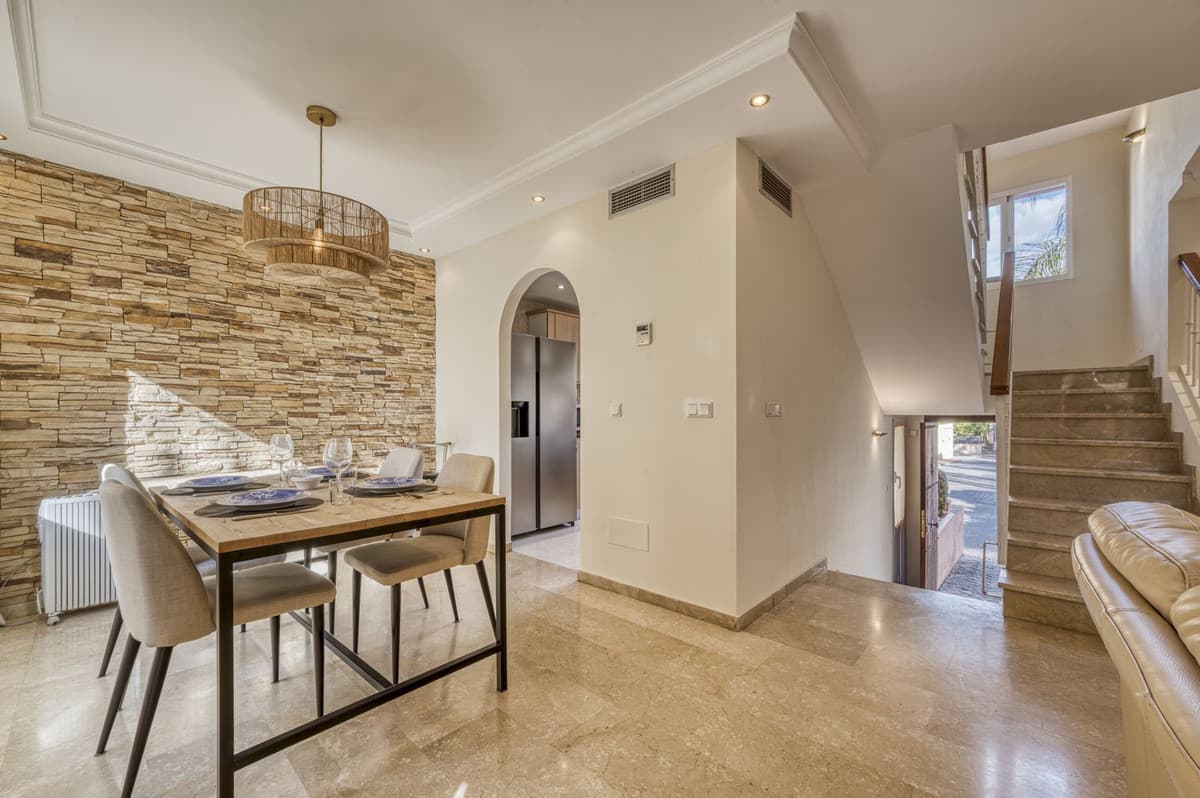 Townhouse in Marbella — photo 6 of 10