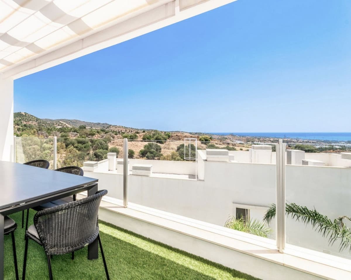 Penthouse in Altos de los Monteros — photo 4 of 10
