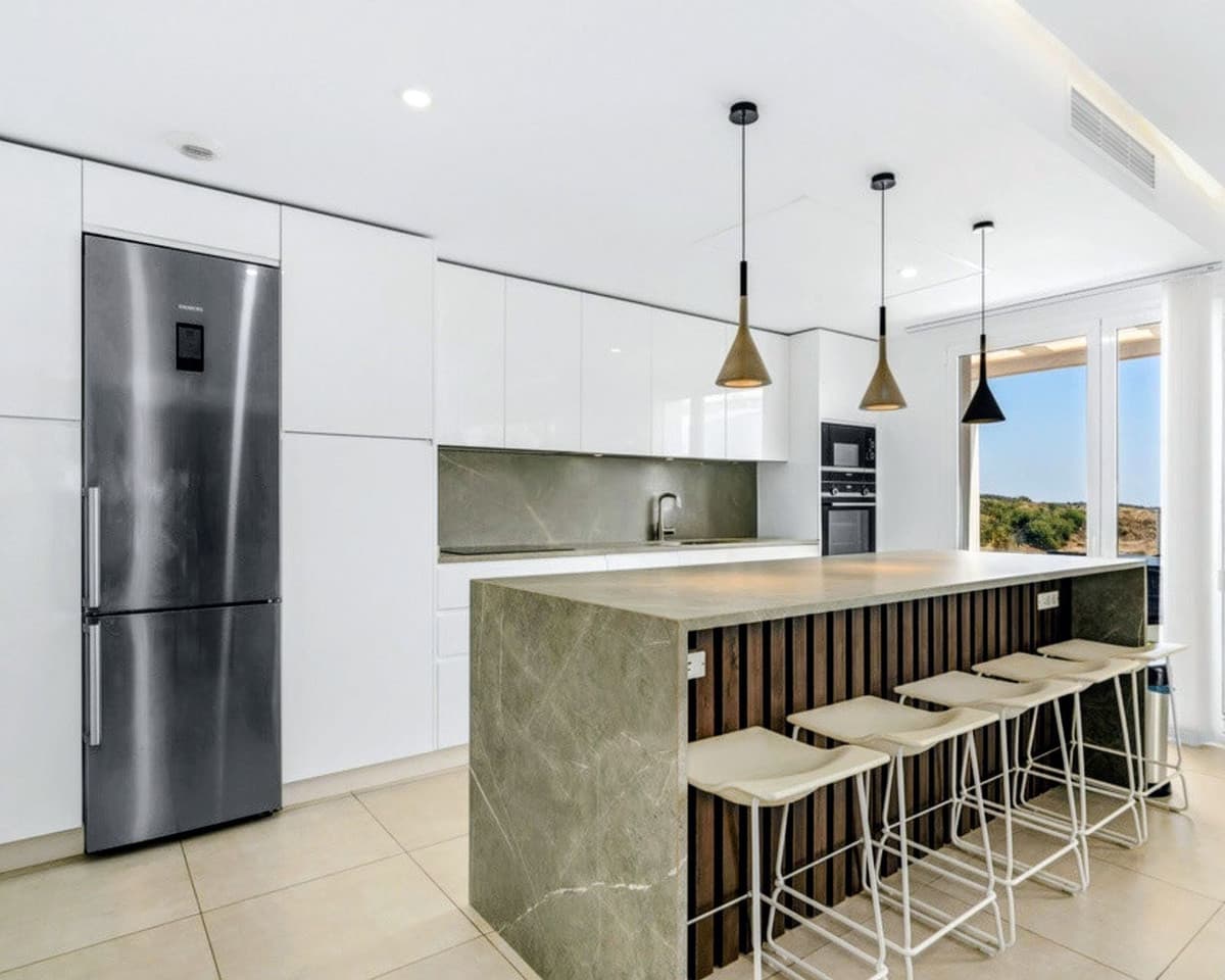 Penthouse in Altos de los Monteros — photo 9 of 10