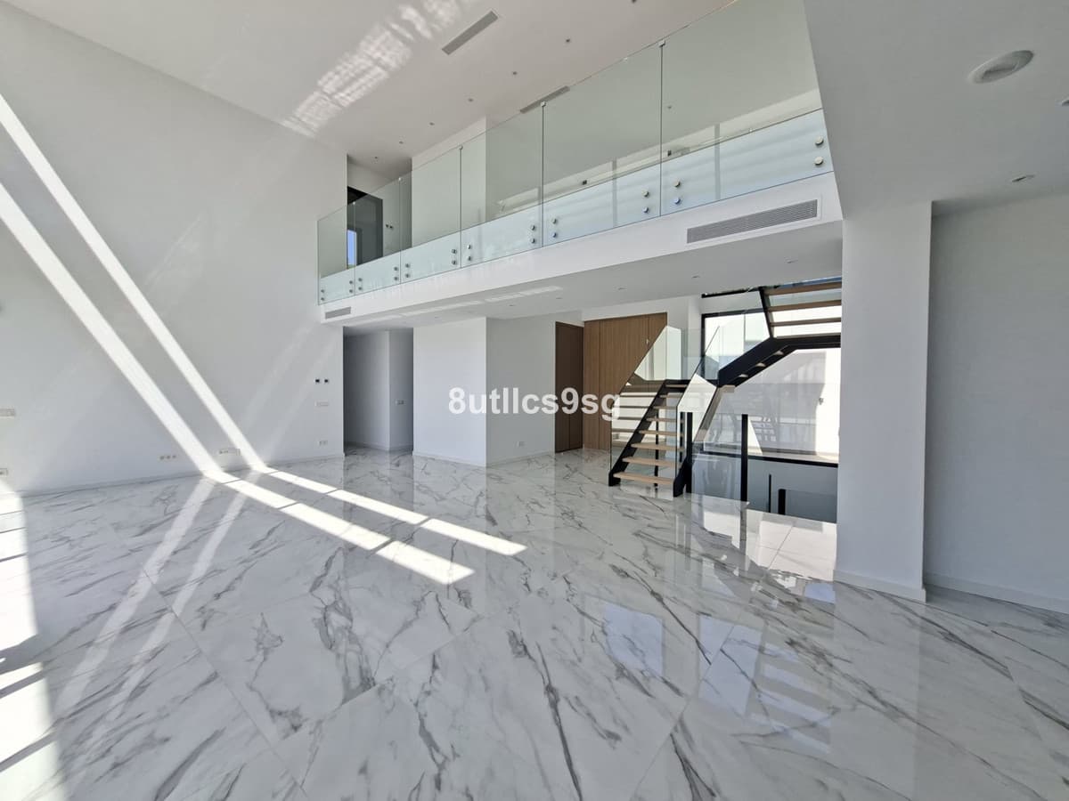Detached Villa in Benahavís — photo 4 of 10