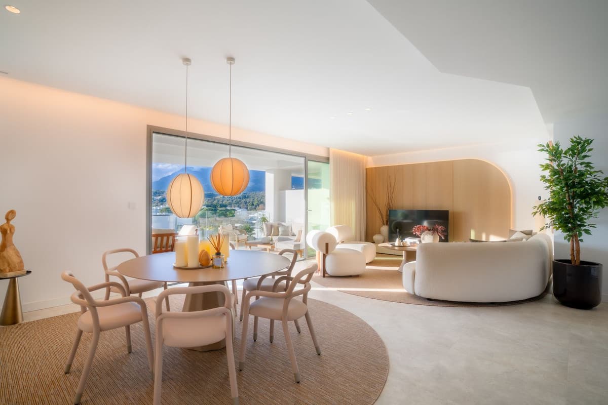 Middle Floor Apartment in Marbella — photo 9 of 10