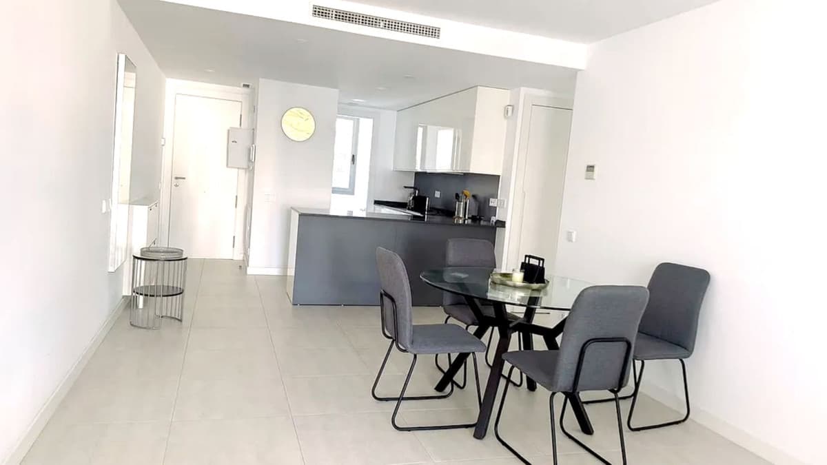 Middle Floor Apartment in Selwo — photo 3 of 10