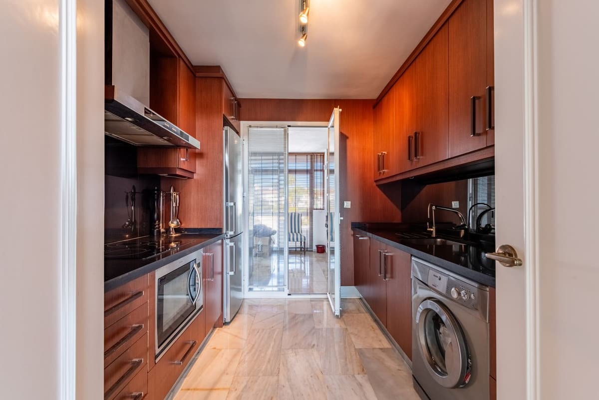 Middle Floor Apartment in Bel Air — photo 6 of 10