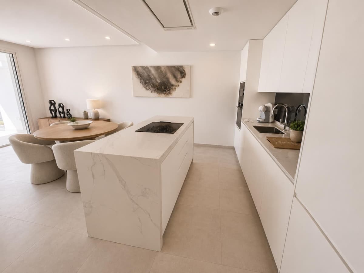 Middle Floor Apartment in La Cala de Mijas — photo 7 of 10