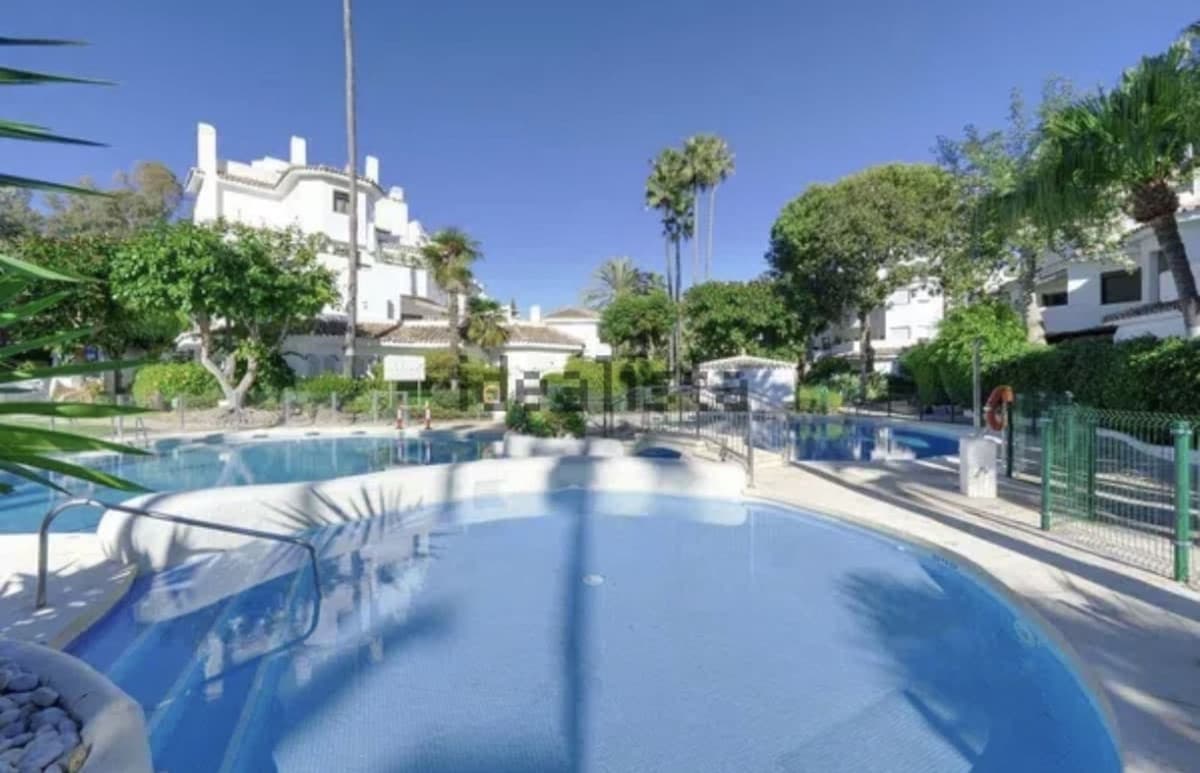 Ground Floor Apartment in Marbella — photo 1 of 10