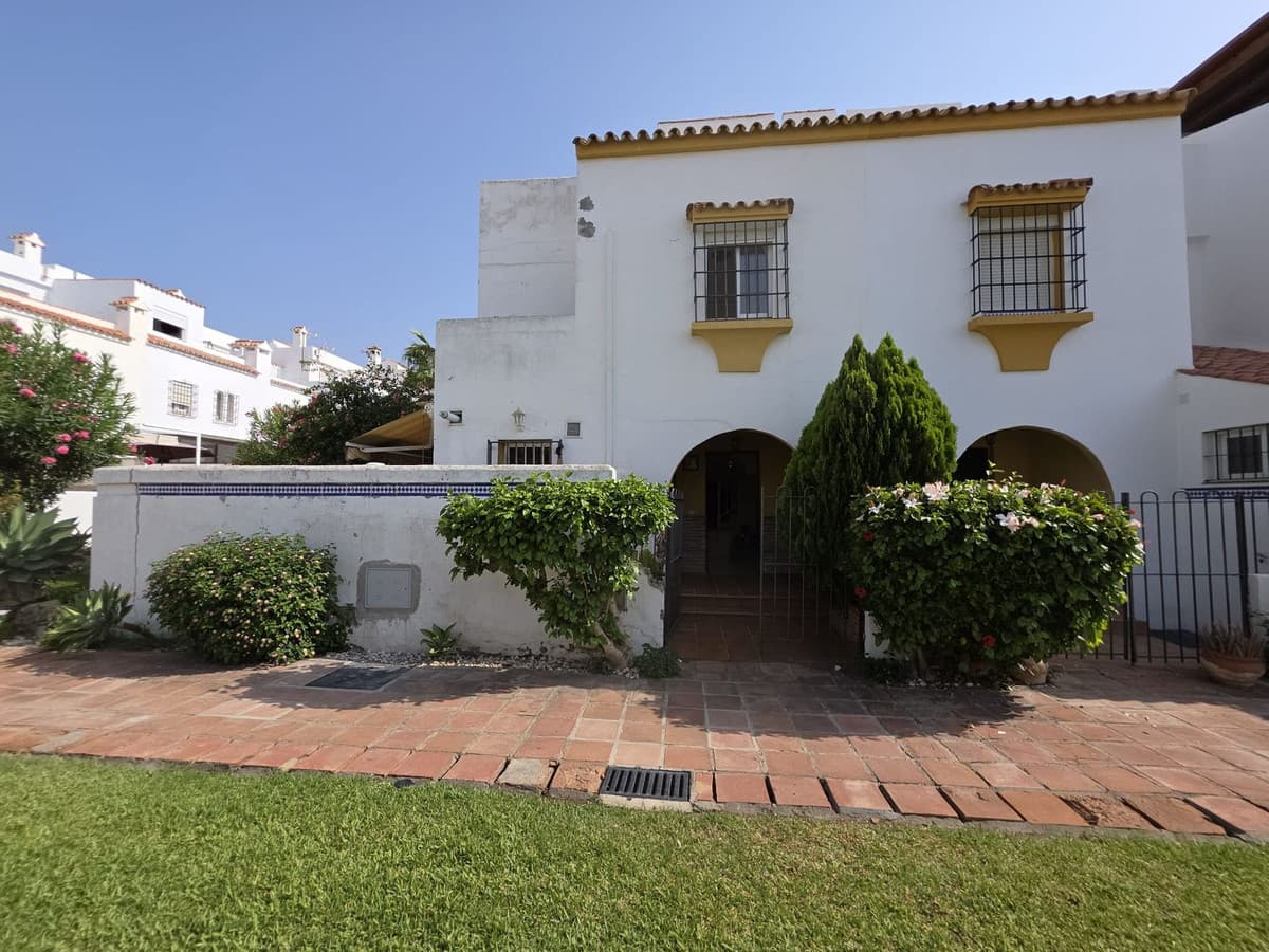 Townhouse in Casares Playa — photo 3 of 10