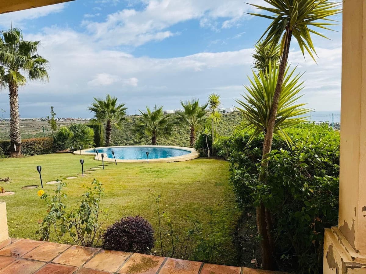 Detached Villa in Casares — photo 4 of 10