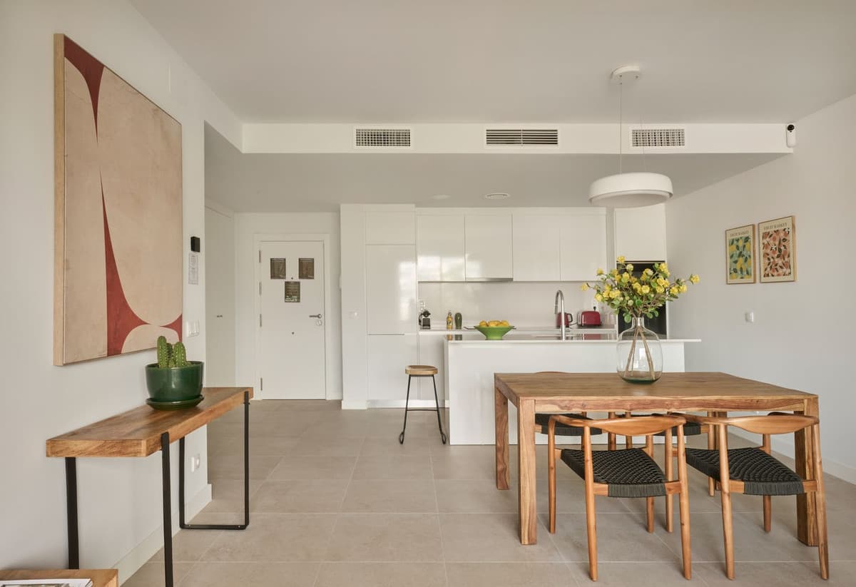 Middle Floor Apartment in Estepona — photo 5 of 10