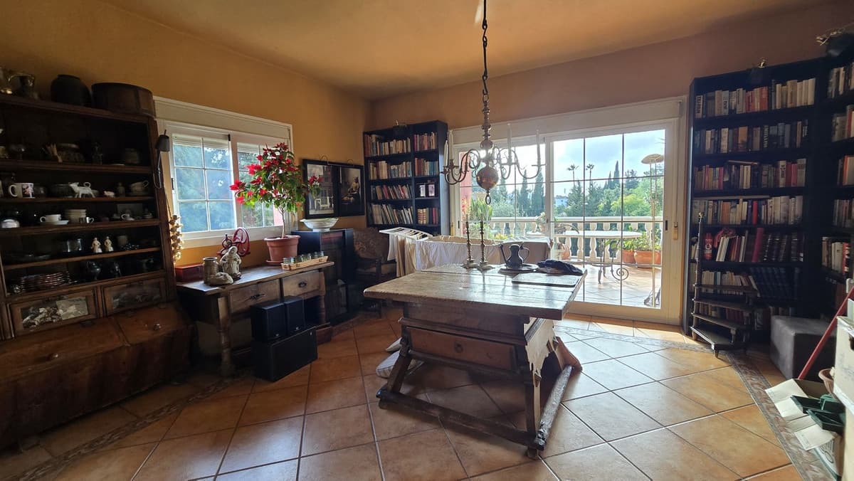 Detached Villa in New Golden Mile — photo 5 of 10