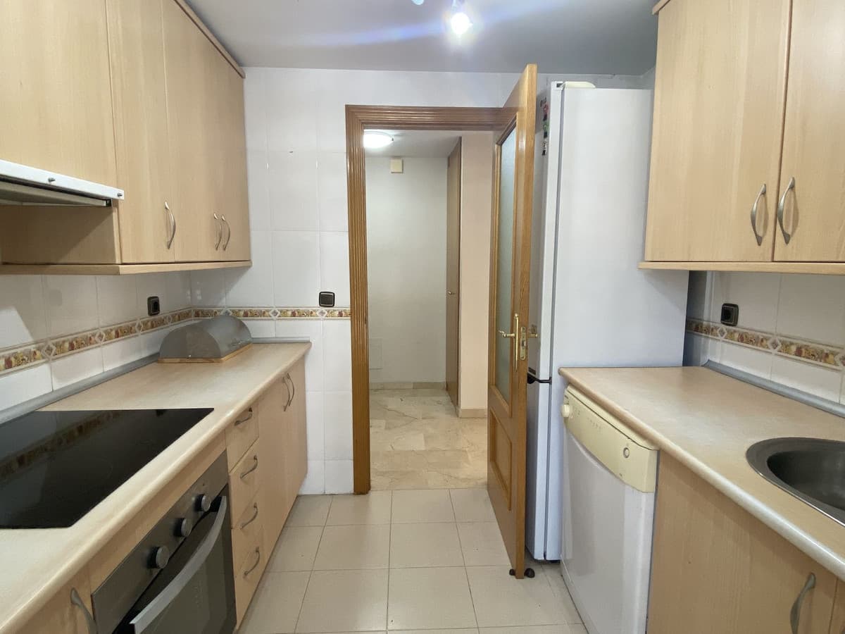 Middle Floor Apartment in Benahavís — photo 6 of 10