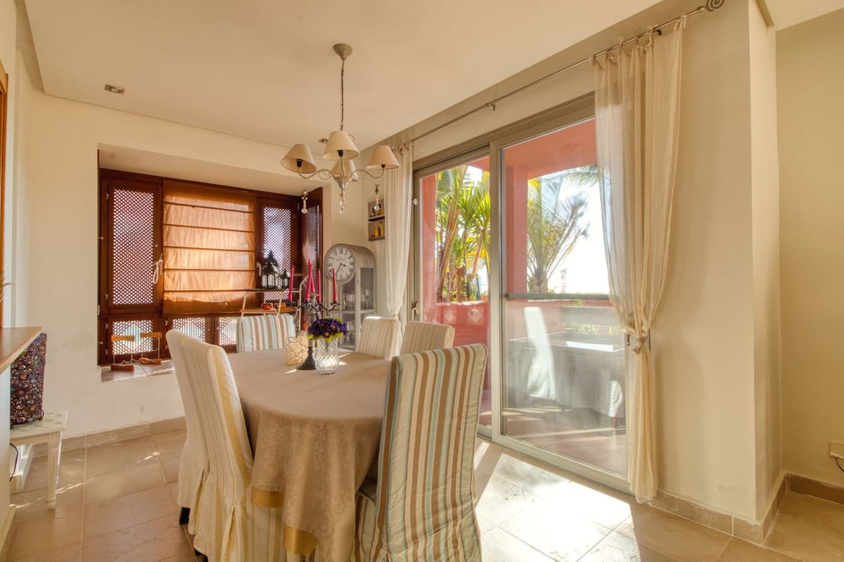 Townhouse in Manilva — photo 8 of 10