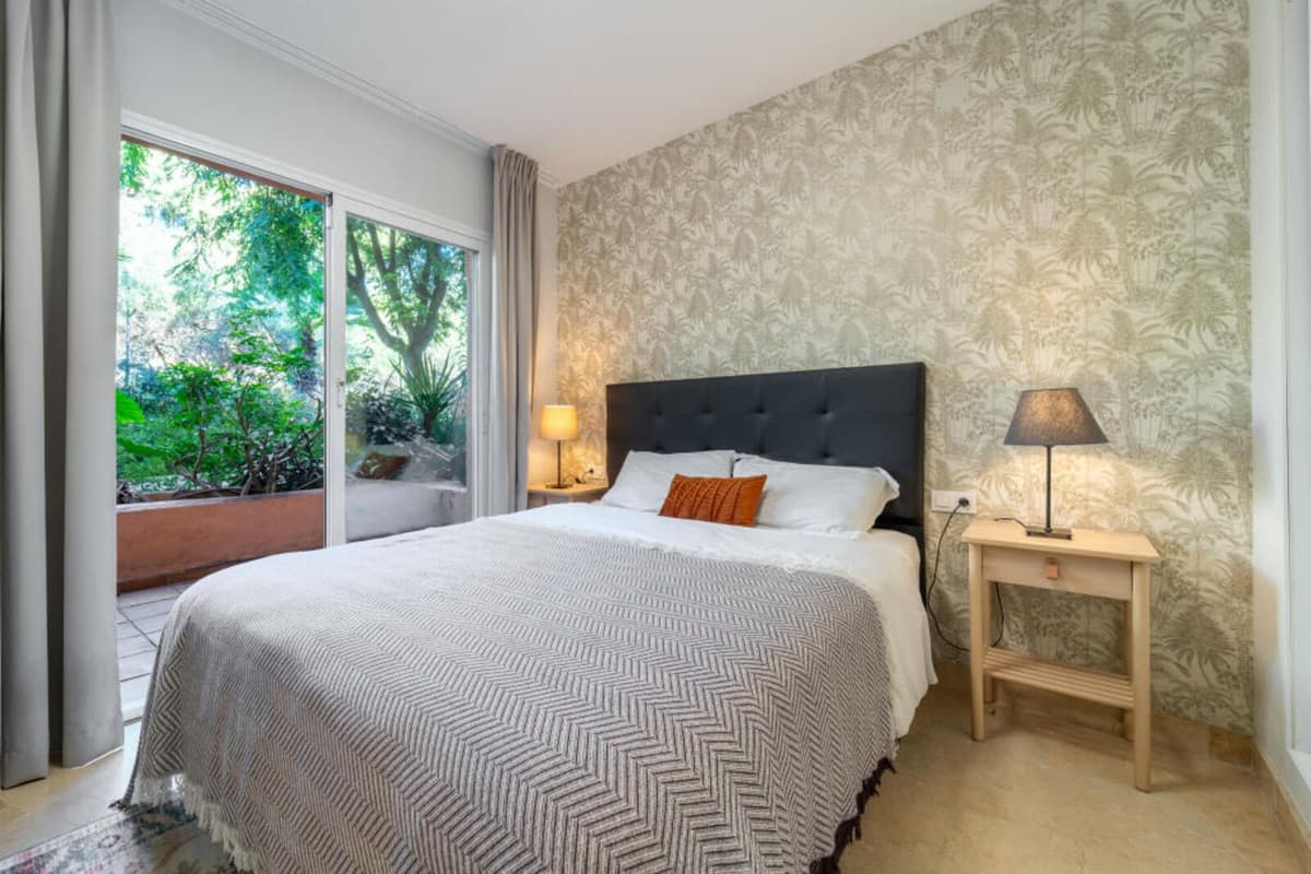Ground Floor Apartment in The Golden Mile — photo 9 of 10