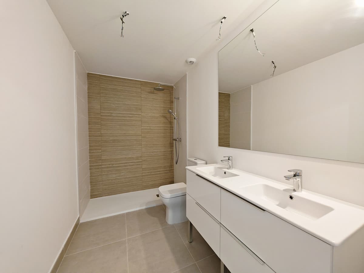 Middle Floor Apartment in Cancelada — photo 10 of 10