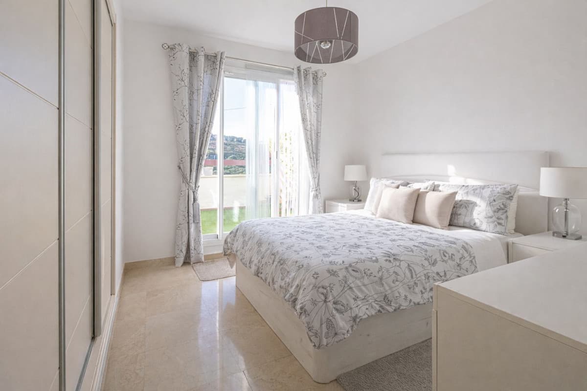 Penthouse in La Alcaidesa — photo 4 of 10