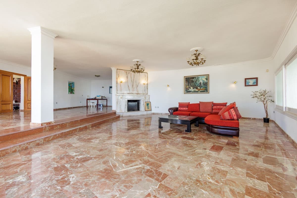 Detached Villa in Torremuelle — photo 7 of 10