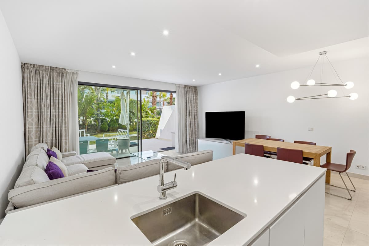 Townhouse in La Cala de Mijas — photo 9 of 10