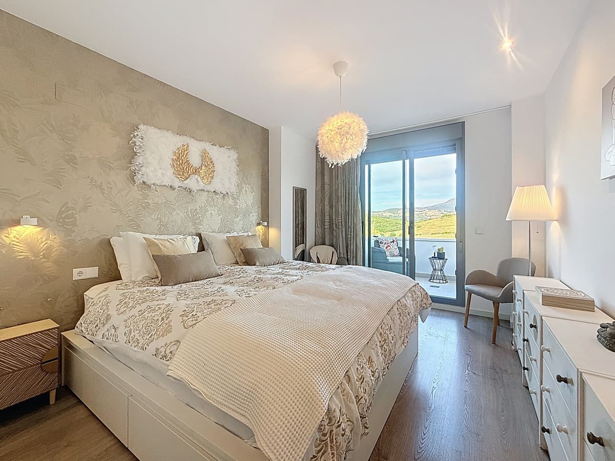 Penthouse Duplex in Estepona — photo 5 of 10