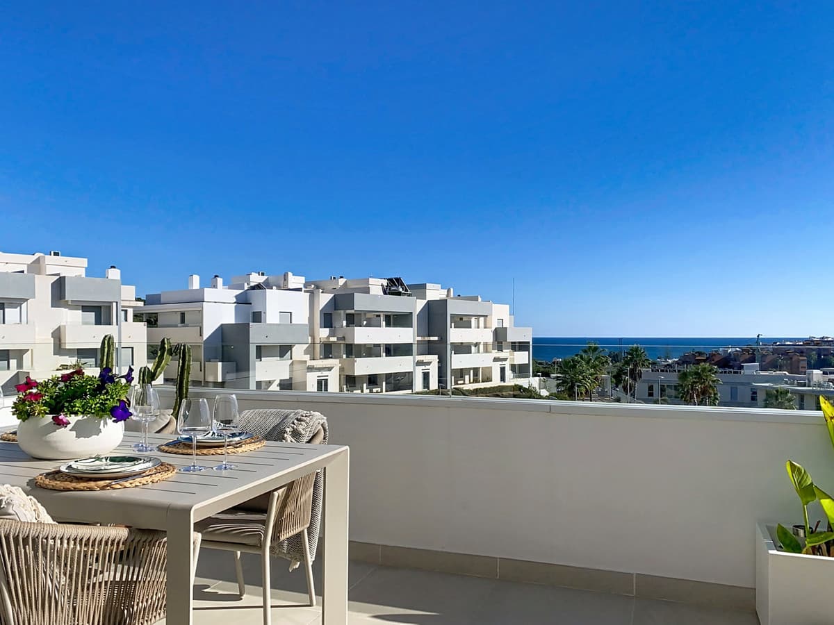 Penthouse Duplex in Estepona — photo 7 of 10