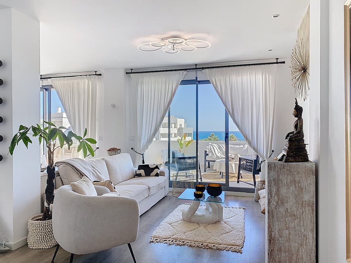 Penthouse Duplex in Estepona — photo 9 of 10