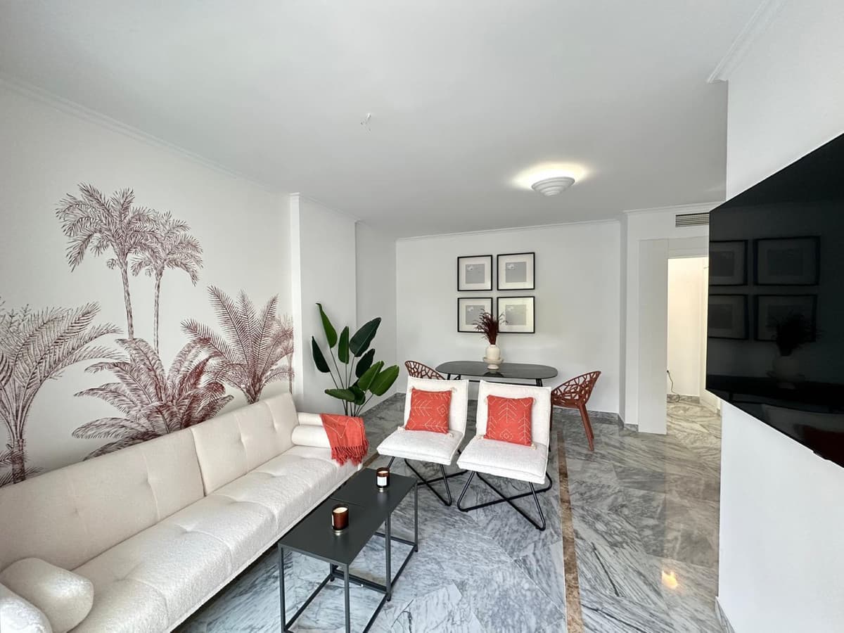 Middle Floor Apartment in San Pedro de Alcántara — photo 3 of 10