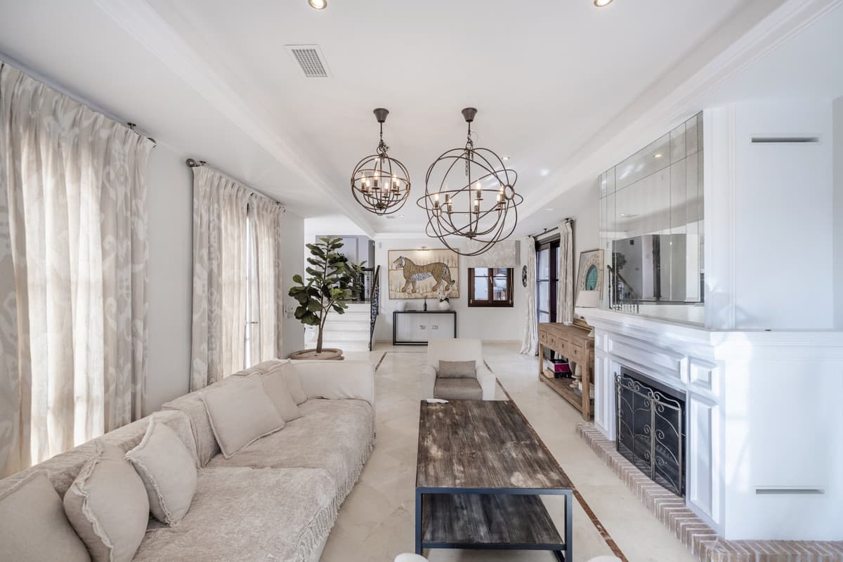 Detached Villa in El Madroñal — photo 5 of 10