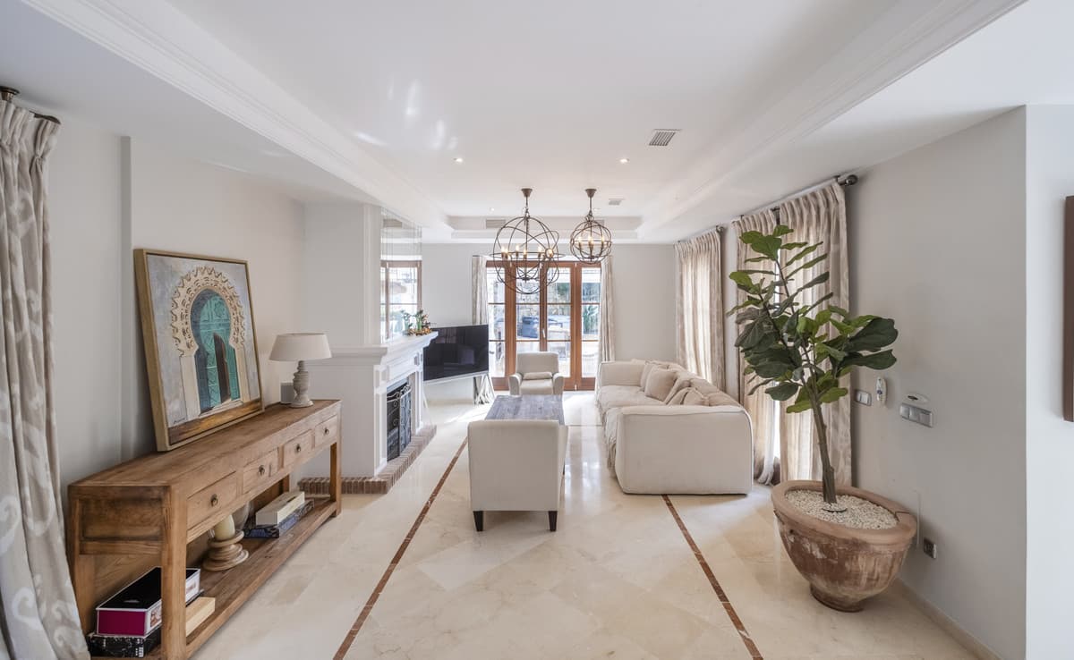 Detached Villa in El Madroñal — photo 7 of 10