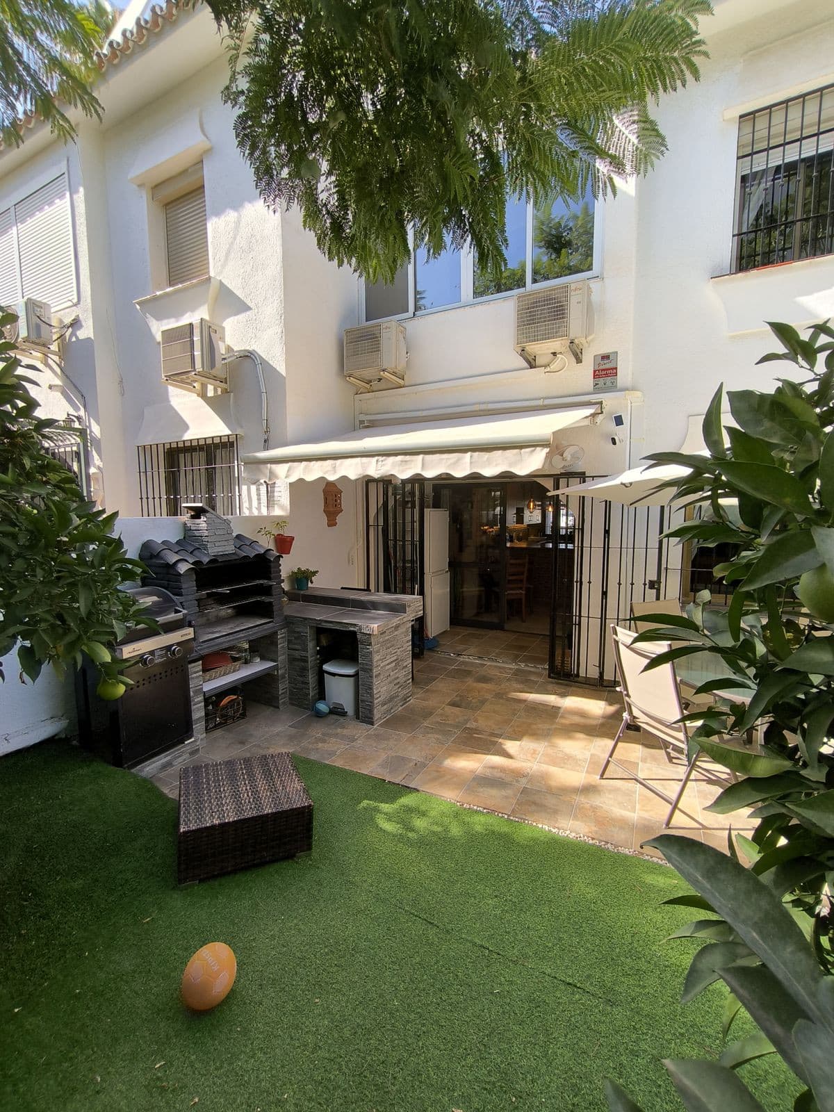 Semi-Detached House in Cerros del Aguila — photo 1 of 10