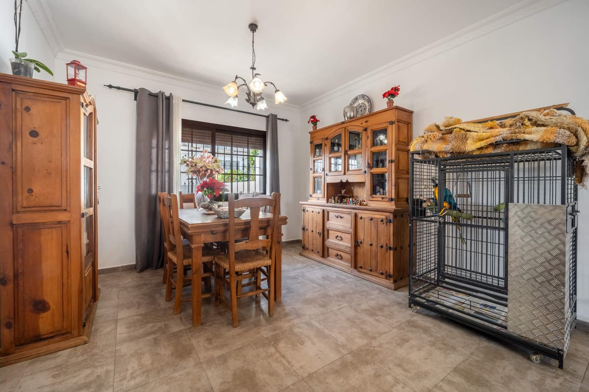 Semi-Detached House in Estepona — photo 6 of 10